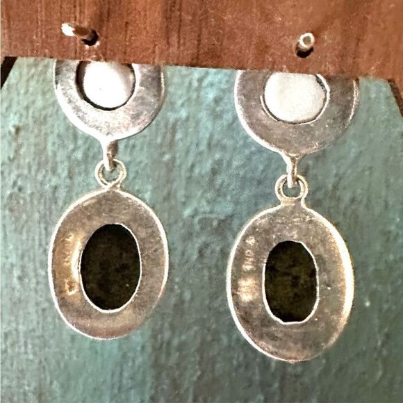 Sterling silver pearl and serpentine drop earrings - Picture 7 of 13